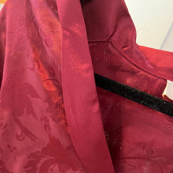 New Victoria's Secret Gold Label Sleep Shirt Gown Red Burgundy Damask Night - Picture 6 of 7